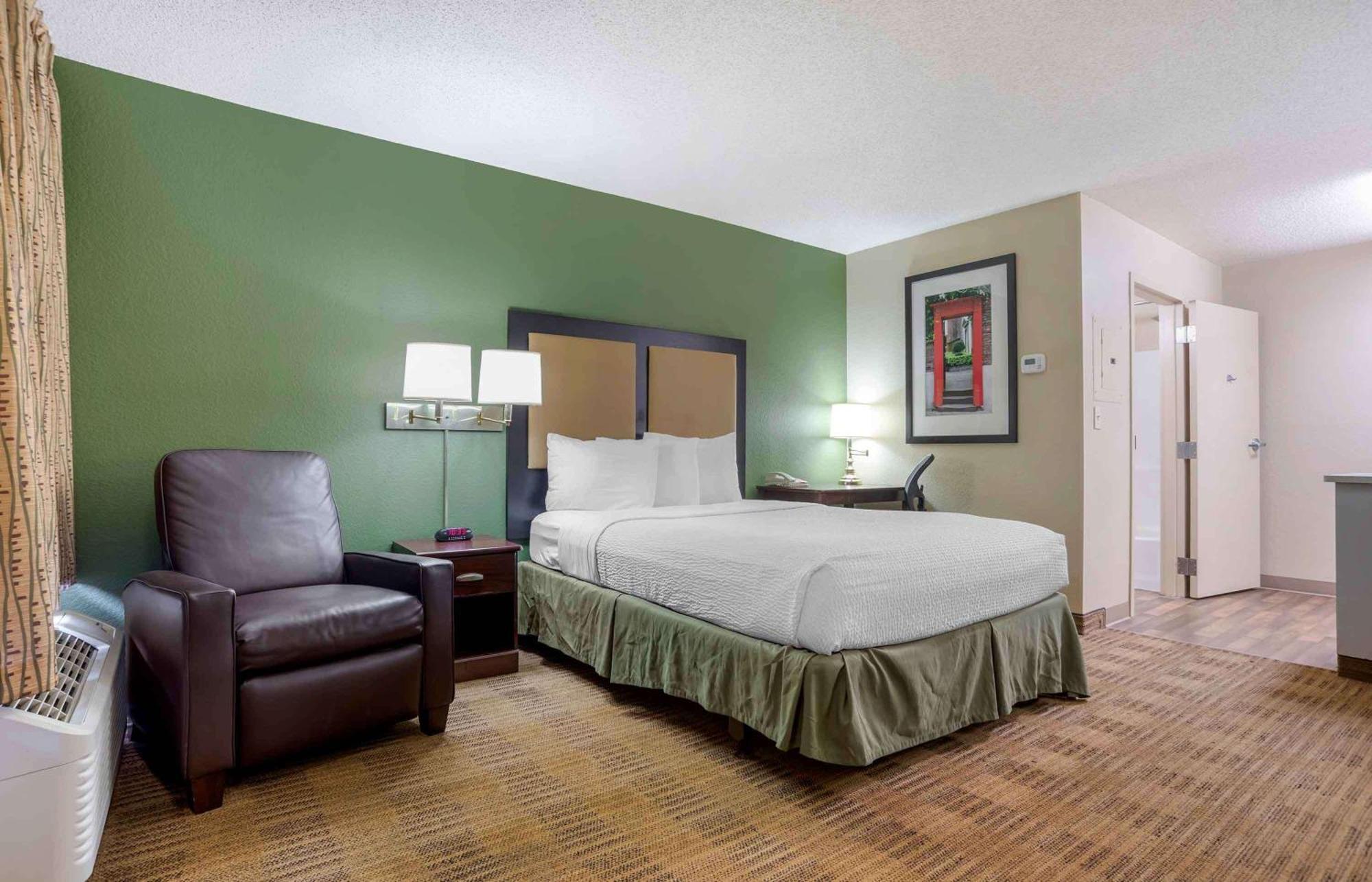Extended Stay America Suites - Huntsville - Us Space And Rocket Center Buitenkant foto